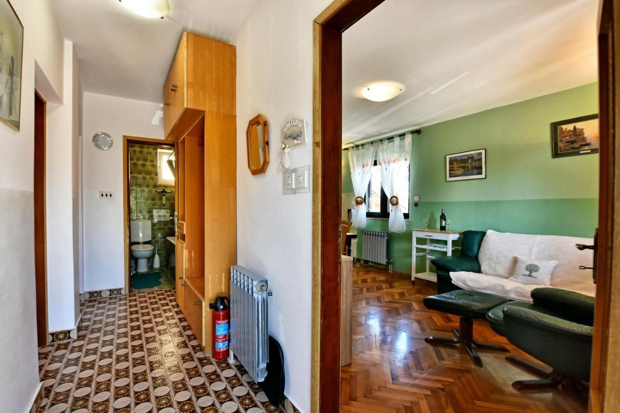 Apartmani Kovac Funtana Extérieur photo